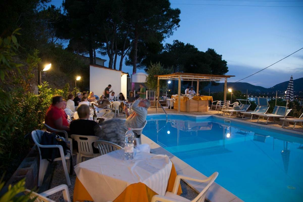 Vacanzamaredue 2 Residence Marina di Campo Zewnętrze zdjęcie